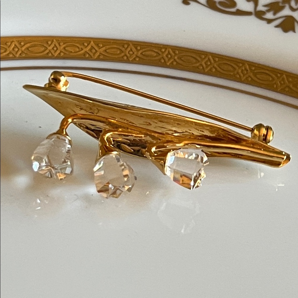 Swarovski Crystal Lilly Of the Valley Goldtone Brooch Stamped - Picture 6 of 10